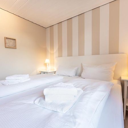 Landhaus Am Meer - Whg 3 Liinsand Utersum Exteriör bild